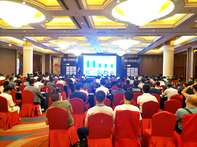 【行业关注】第六届复材模压成型工艺技术与市场应用研讨会在昆山顺利召开，行业领导及嘉宾莅临奥德参观指导